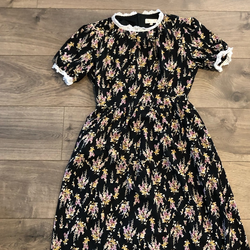 Roolee knee length dress size xx small